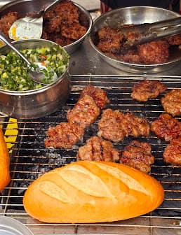 Bánh mì thịt nướng